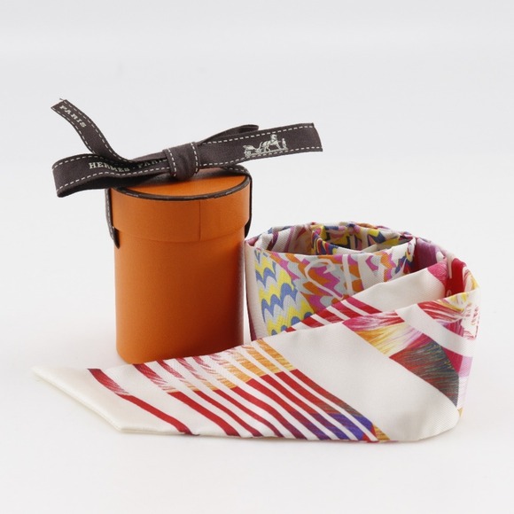 HERMES Blue Silk Scarf - Picture 6 of 6